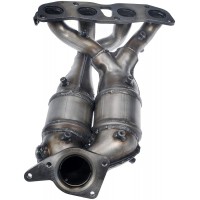 Dorman OE Solutions 674-130 Exhaust Manifold With Integrated Catalytic Converter